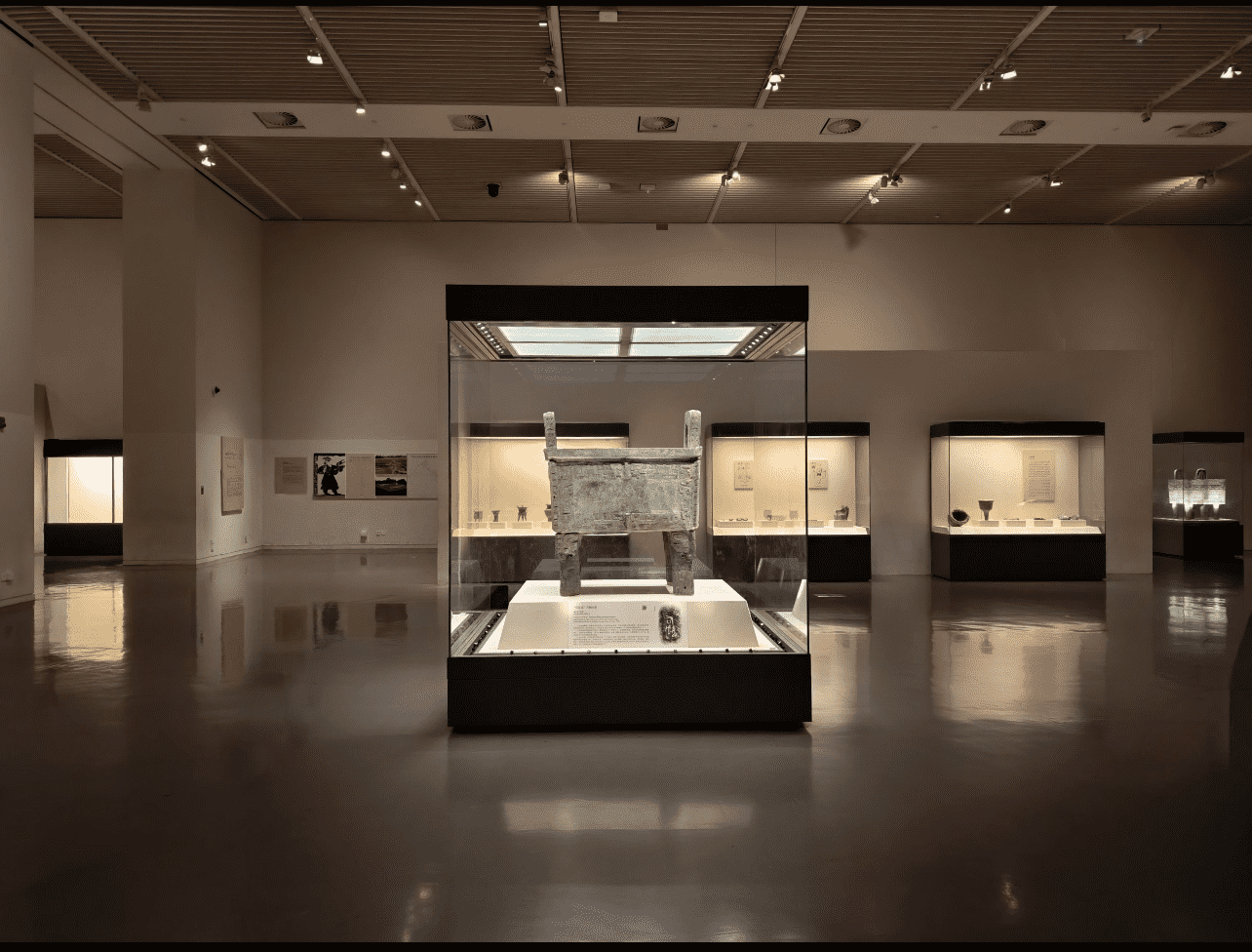  中国国家博物馆展示柜