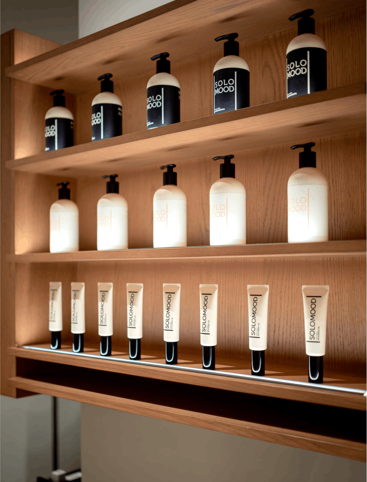 按门店类型选香氛展柜!小店 / 商场专柜 / 小众香集合柜全方案